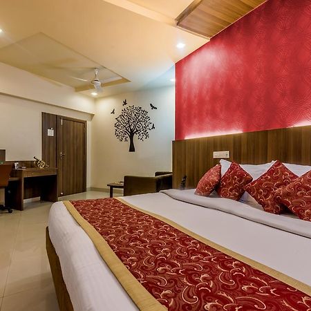 Hotel Panchratna Panvel Zewnętrze zdjęcie