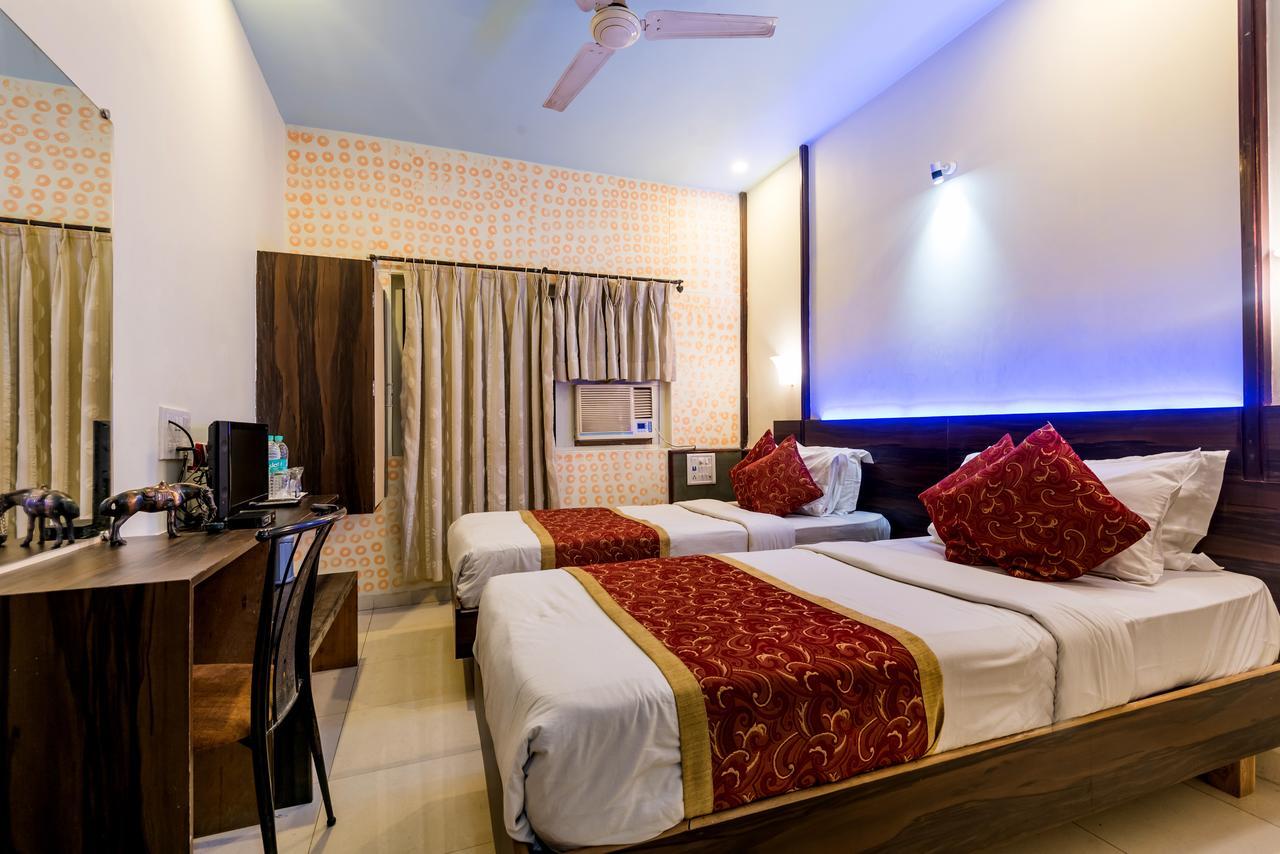 Hotel Panchratna Panvel Zewnętrze zdjęcie