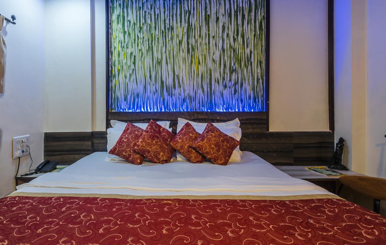 Hotel Panchratna Panvel Zewnętrze zdjęcie