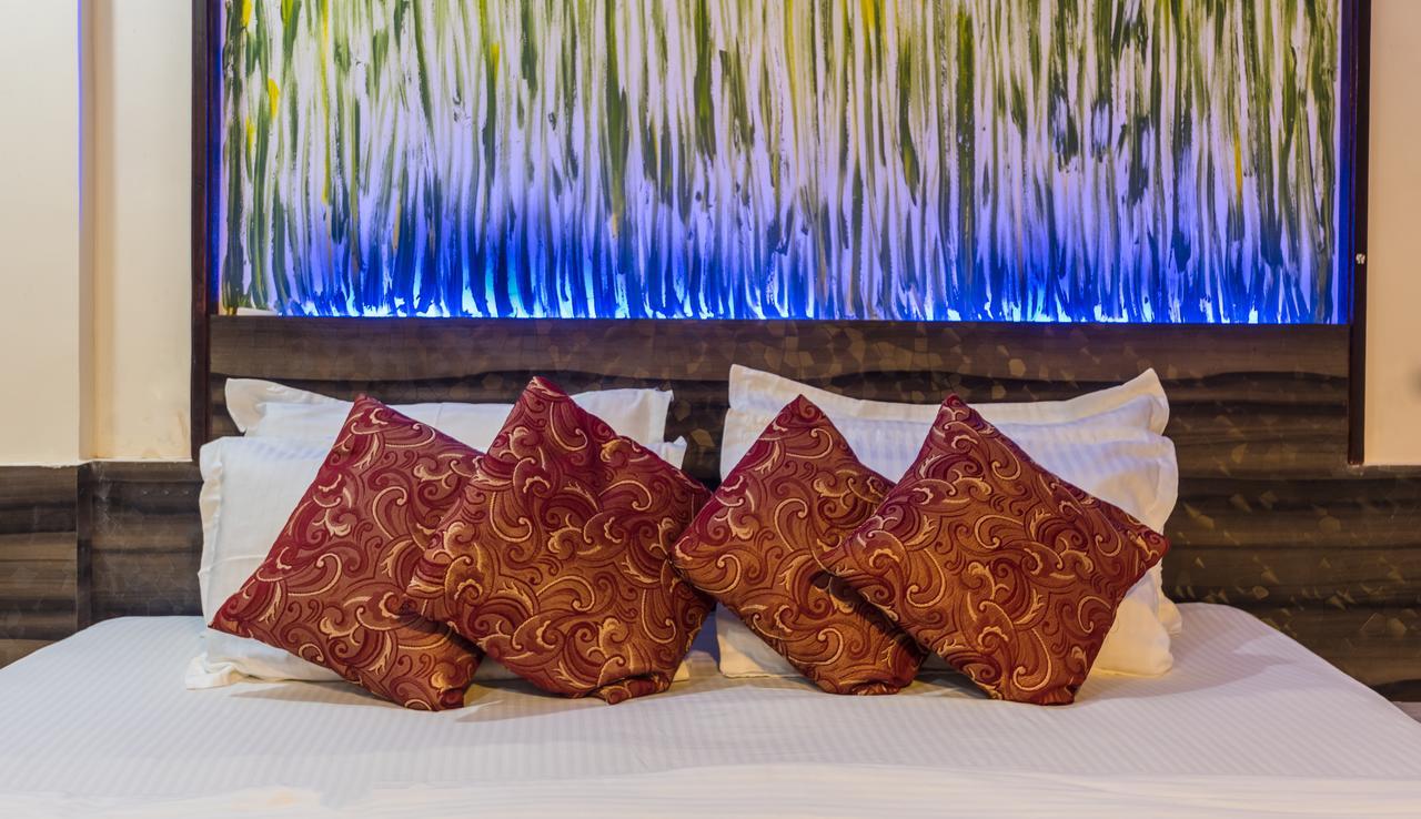 Hotel Panchratna Panvel Zewnętrze zdjęcie
