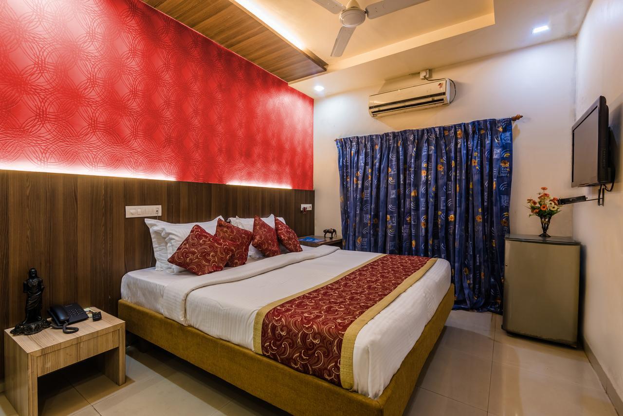 Hotel Panchratna Panvel Zewnętrze zdjęcie
