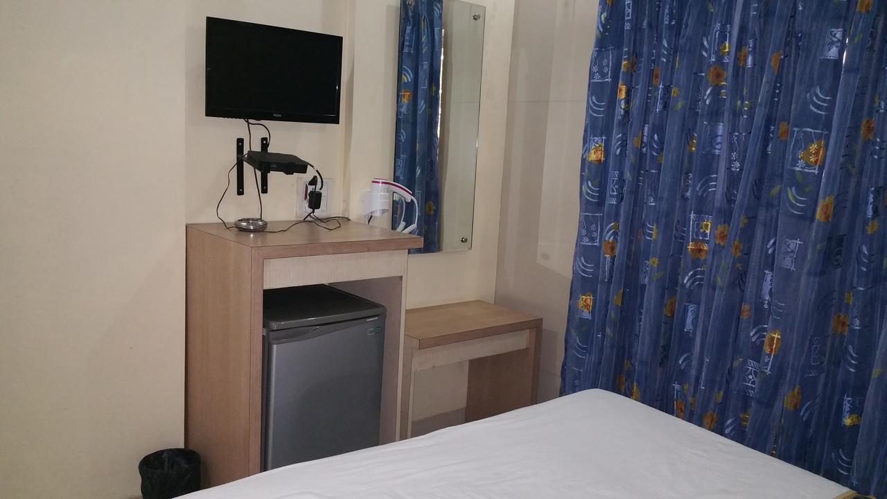 Hotel Panchratna Panvel Zewnętrze zdjęcie